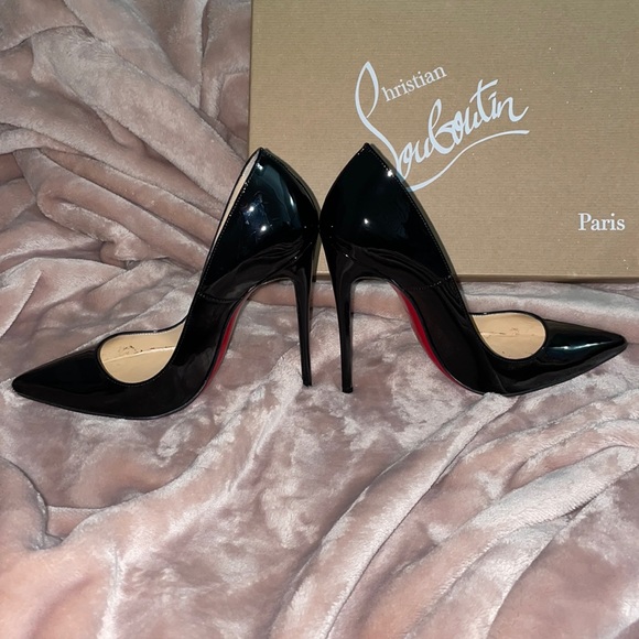 Christian Louboutin So Kate Patent Pointed-Toe Red Sole Pump - Picture 1 of 7